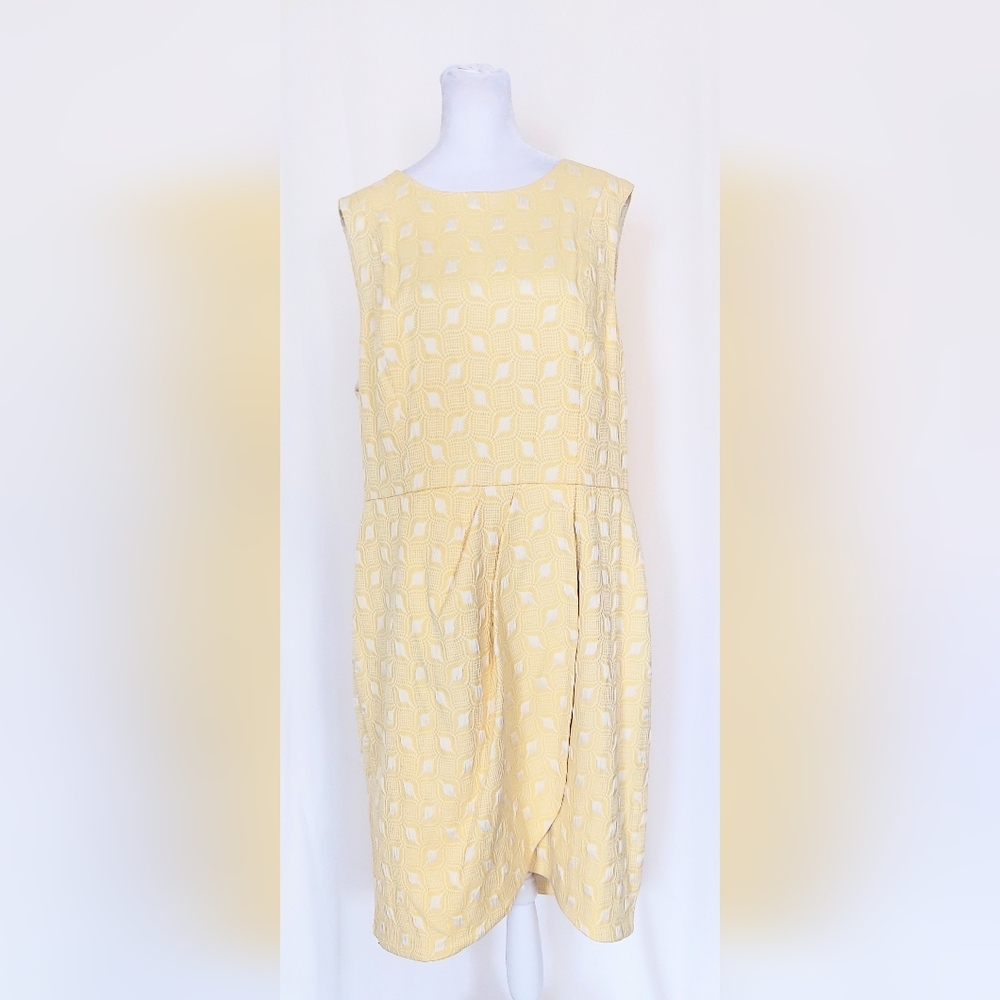 Gabby Skye Sleeveless Patterned Sheath Dress Yellow White Size 16
